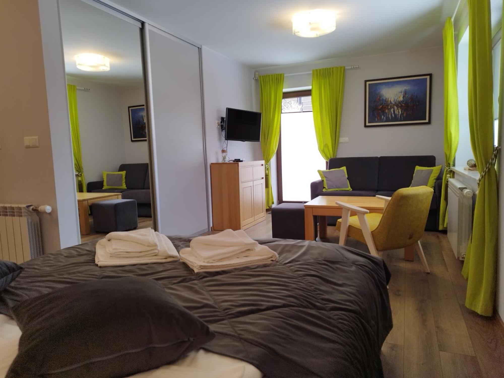 Apartamety I Pokoje Goscinne Na Jaskolczej Świeradów-Zdrój Exterior foto