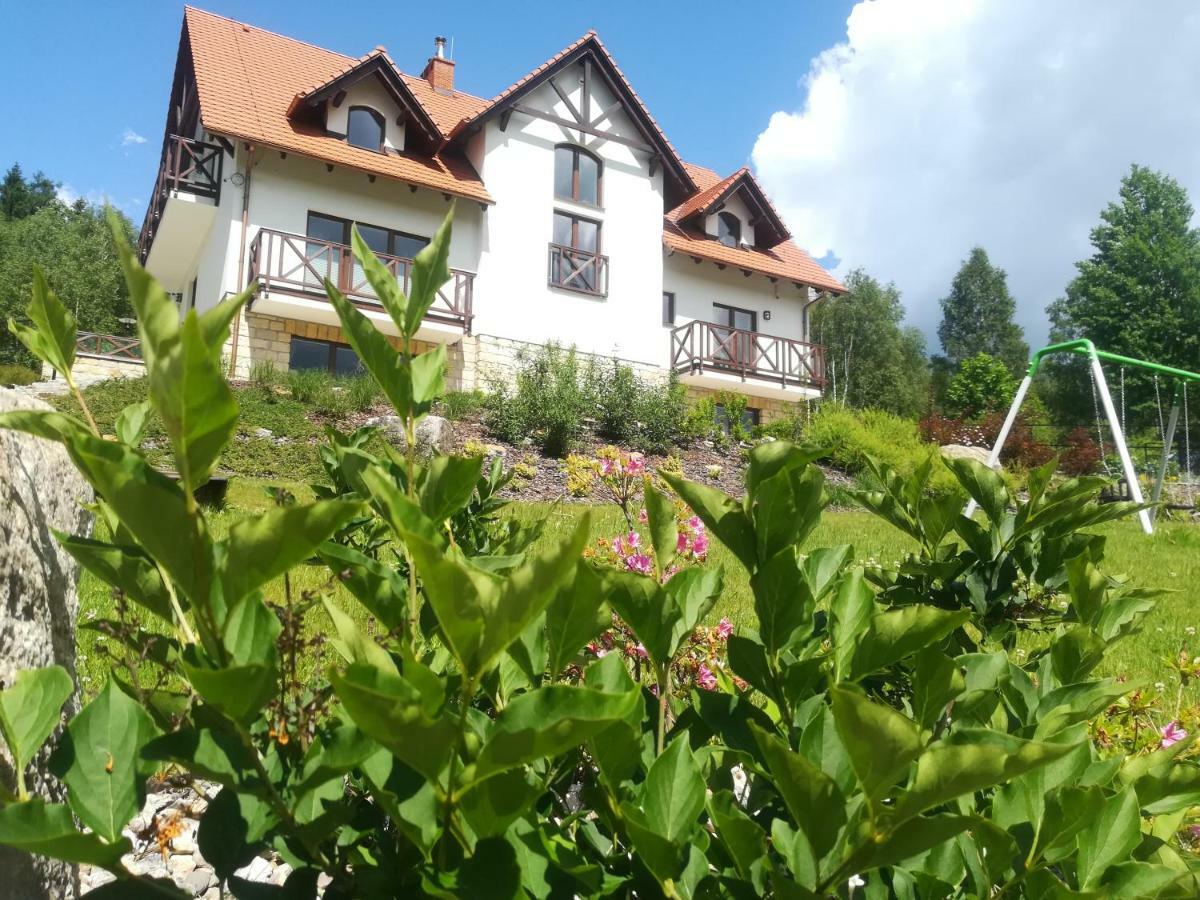 Apartamety I Pokoje Goscinne Na Jaskolczej Świeradów-Zdrój Exterior foto